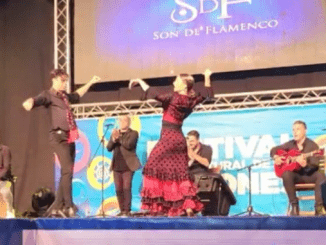 SON DE FLAMENCO triunfó en el FESTIVAL INTERCULTURAL DE LAS NACIONES @festinaciones @Sonoficial @JoseRovi83 @_SonAlejandro_ @MateoEchevarria @gemaigual @franarias86 (+video)