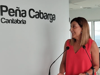 Buruaga reinaugura en Monumento al Indiano de Peña Cabarga