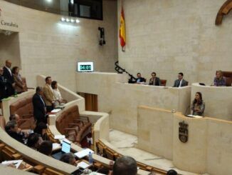 El PSOE, junto al PP y VOX no se unen al minuto de silencio por el genocidio en Gaza propuesto por Paula Fernández